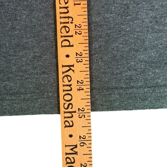 The Smurfs 'I'd Rather Be Chillin' Graphic T-Shirt Size Medium Casual Wear - Picture 8 of 8